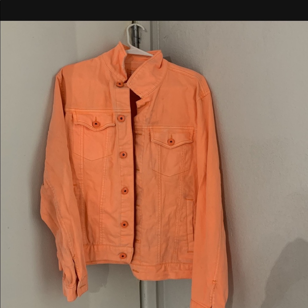 Medium denim jacket